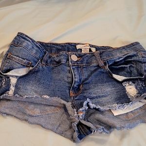 Refuge shorts size 2